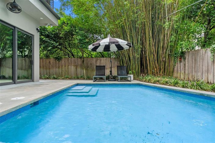 Image No.47-3 Bed Property for sale