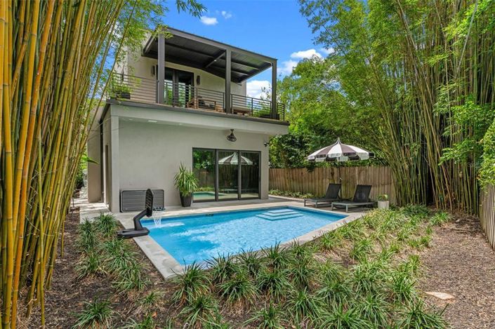 Image No.57-3 Bed Property for sale