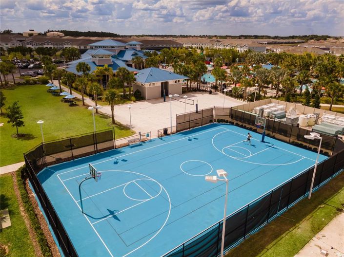 Image No.40-8 Bed Property for sale