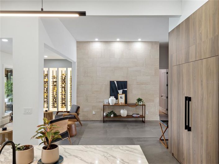 Image No.14-4 Bed Property for sale