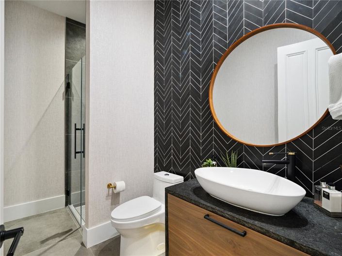 Image No.16-4 Bed Property for sale