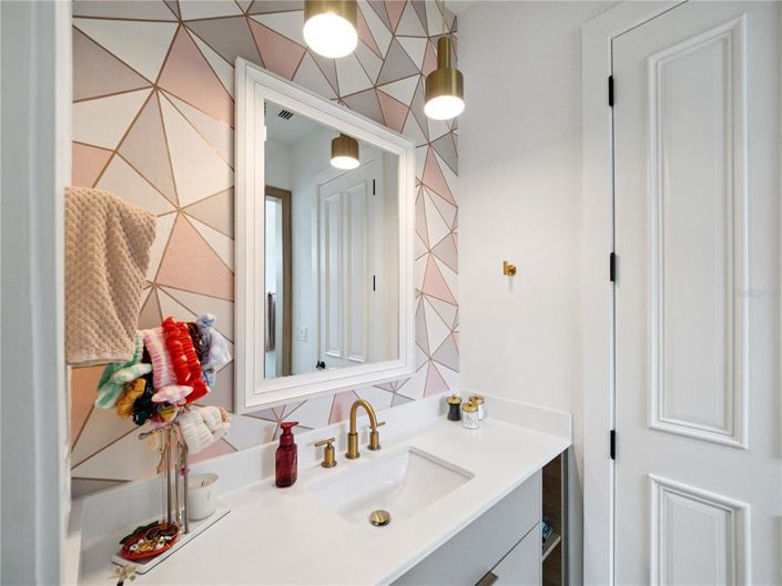 Image No.23-4 Bed Property for sale