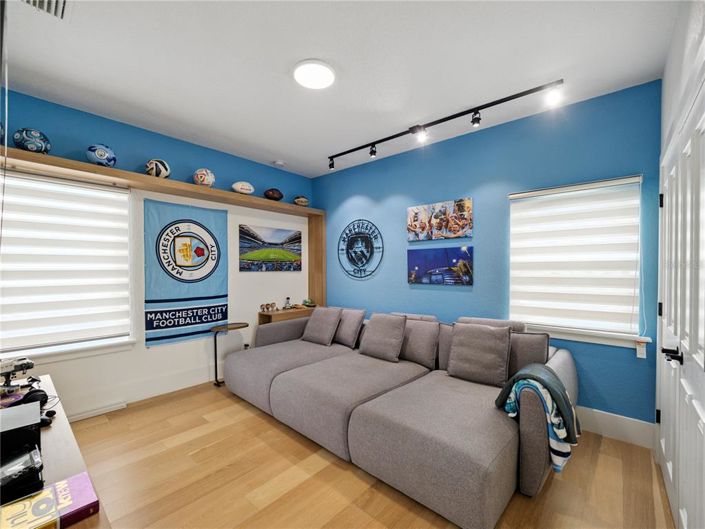 Image No.24-4 Bed Property for sale