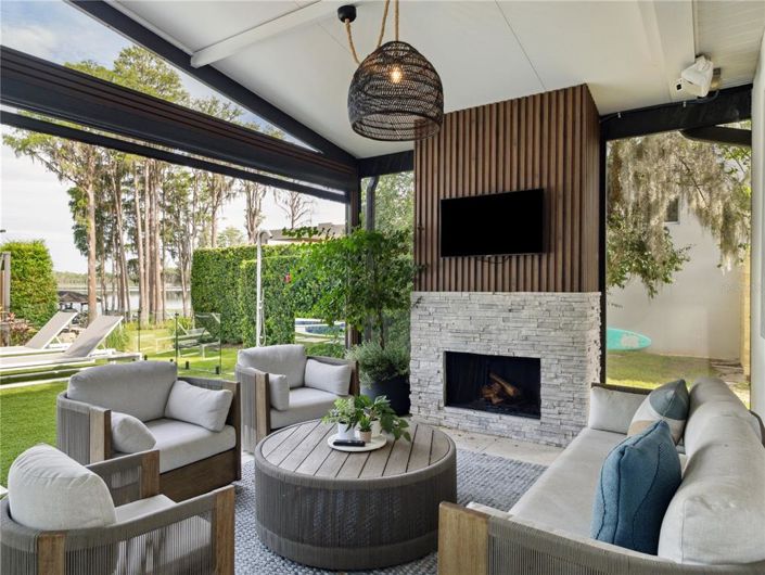 Image No.30-4 Bed Property for sale