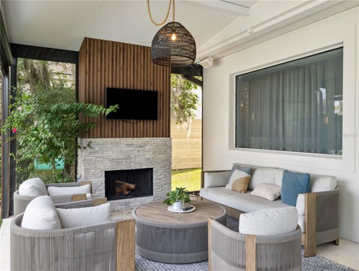 Image No.32-4 Bed Property for sale