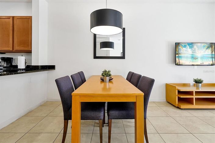 Image No.12-2 Bed Townhouse for sale