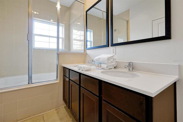 Image No.23-2 Bed Townhouse for sale