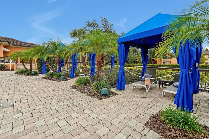 Image No.42-2 Bed Townhouse for sale