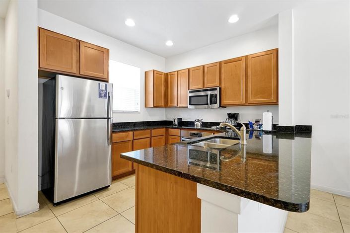 Image No.7-2 Bed Townhouse for sale