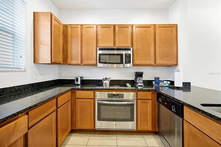 Image No.8-2 Bed Townhouse for sale