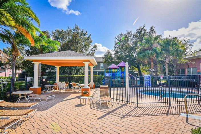 Image No.11-4 Bed Townhouse for sale