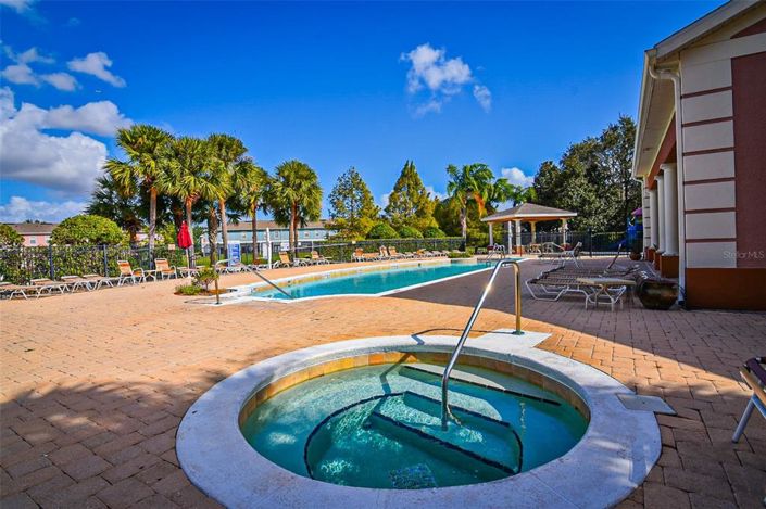 Image No.12-4 Bed Townhouse for sale