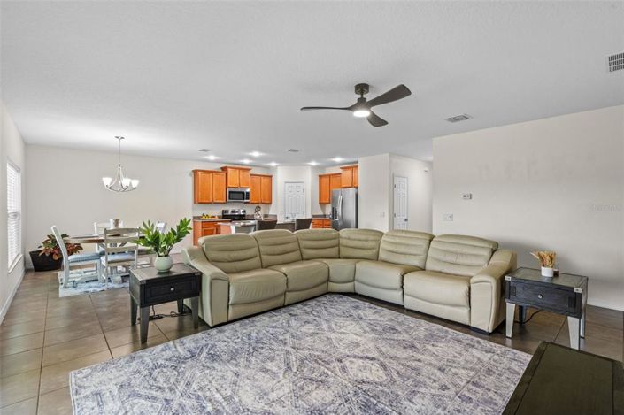 Image No.24-3 Bed Property for sale