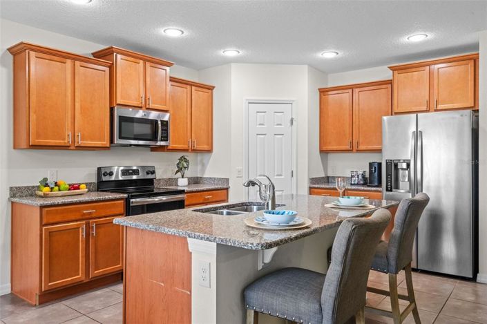 Image No.27-3 Bed Property for sale