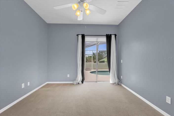 Image No.14-4 Bed Townhouse for sale