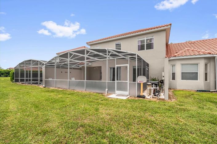 Image No.28-4 Bed Townhouse for sale