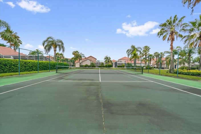 Image No.34-4 Bed Townhouse for sale