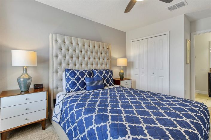 Image No.32-6 Bed Property for sale