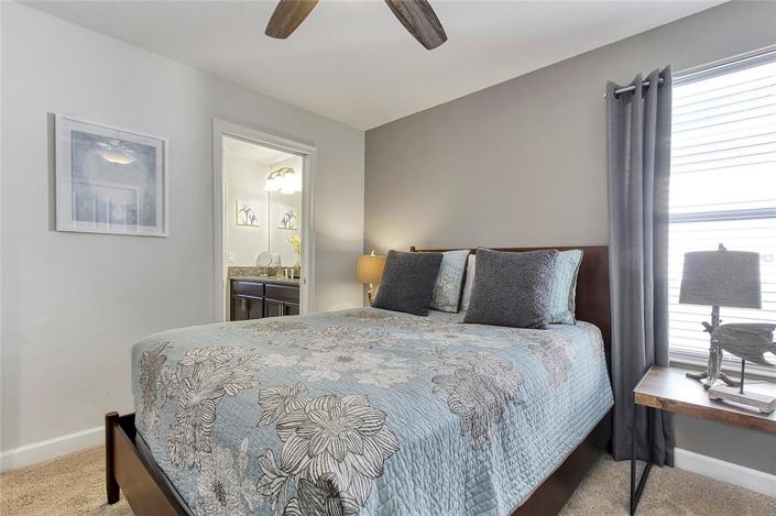 Image No.38-6 Bed Property for sale