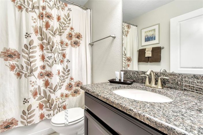 Image No.39-6 Bed Property for sale