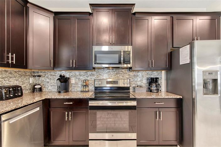 Image No.6-6 Bed Property for sale