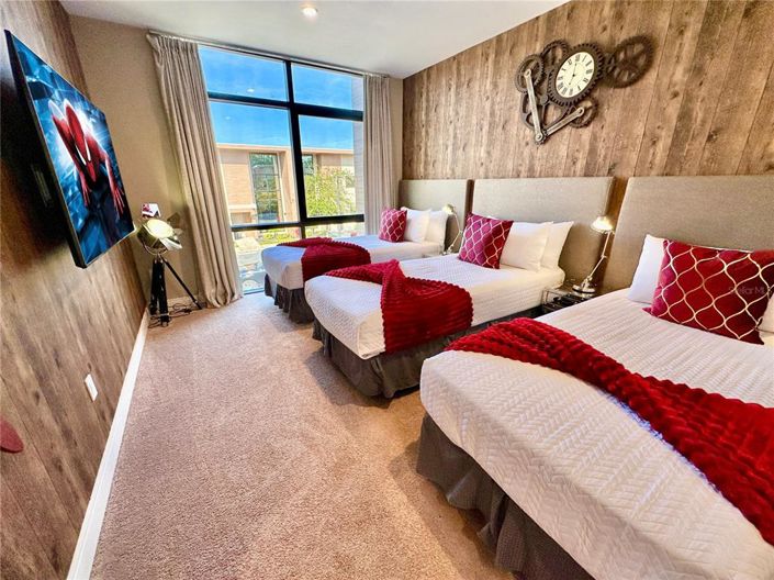 Image No.27-4 Bed Townhouse for sale