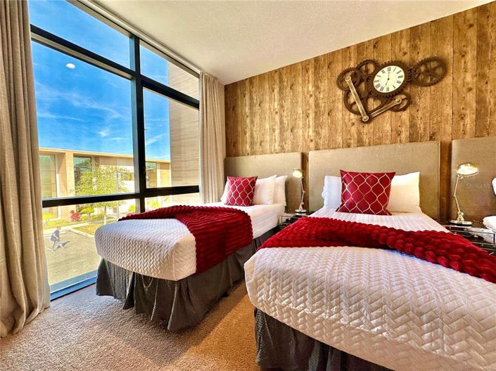 Image No.29-4 Bed Townhouse for sale