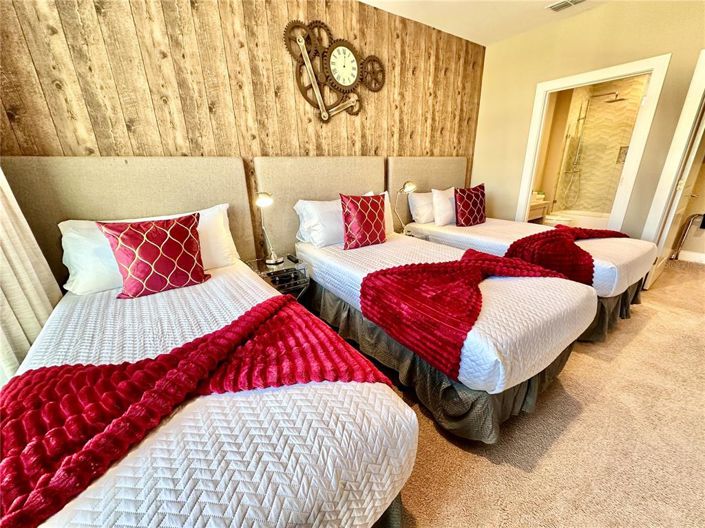 Image No.30-4 Bed Townhouse for sale