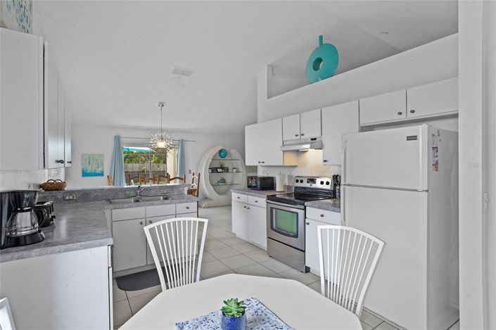 Image No.15-4 Bed Property for sale