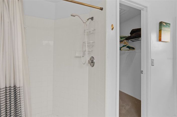 Image No.25-4 Bed Property for sale