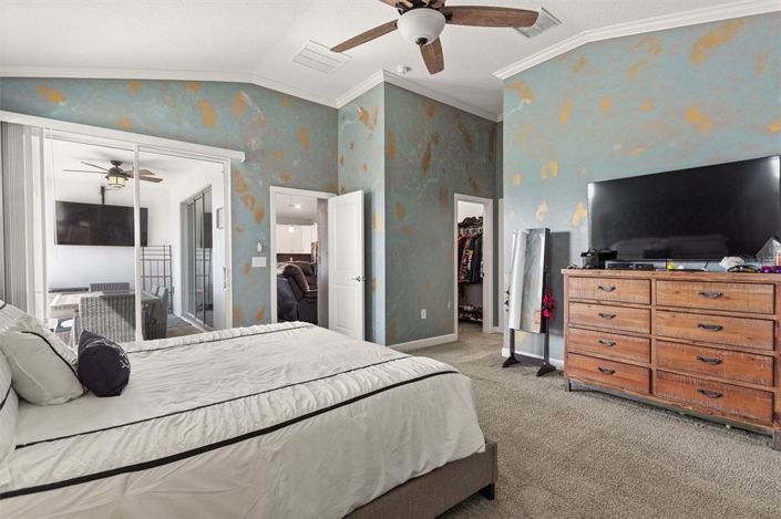 Image No.18-5 Bed Property for sale