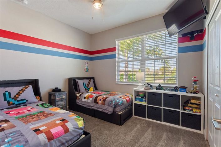 Image No.28-5 Bed Property for sale