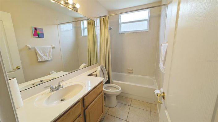 Image No.16-5 Bed Property for sale