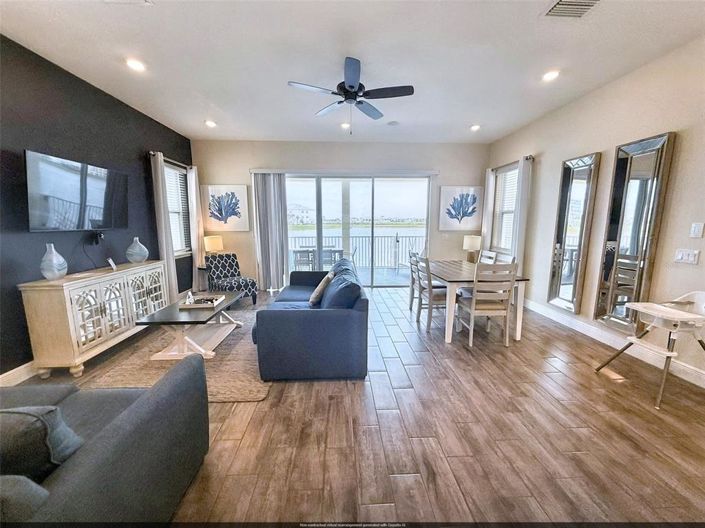 Image No.4-3 Bed Property for sale