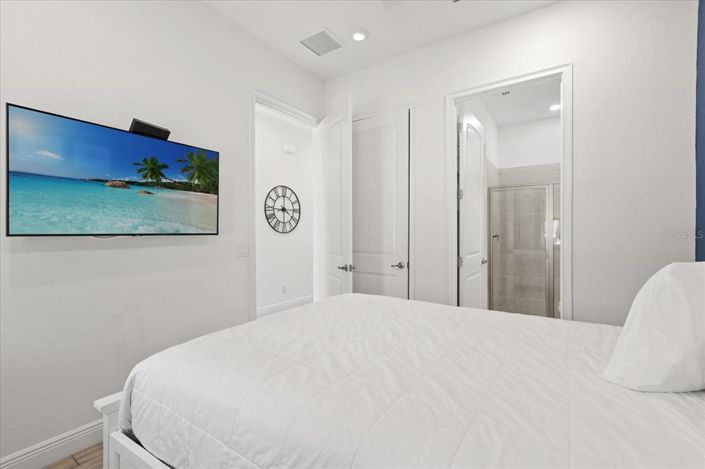 Image No.17-5 Bed Property for sale