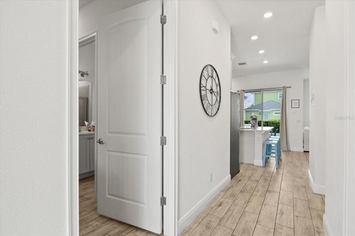 Image No.3-5 Bed Property for sale