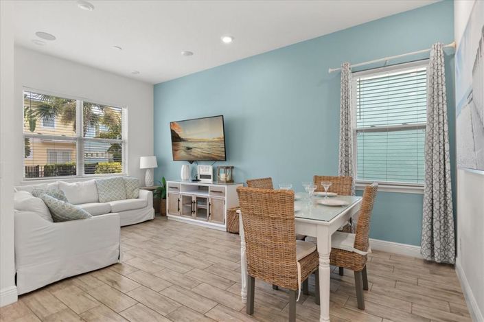 Image No.4-5 Bed Property for sale