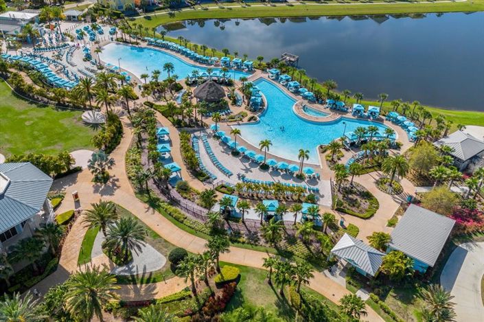 Image No.48-5 Bed Property for sale