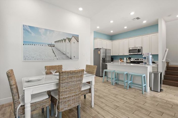 Image No.7-5 Bed Property for sale