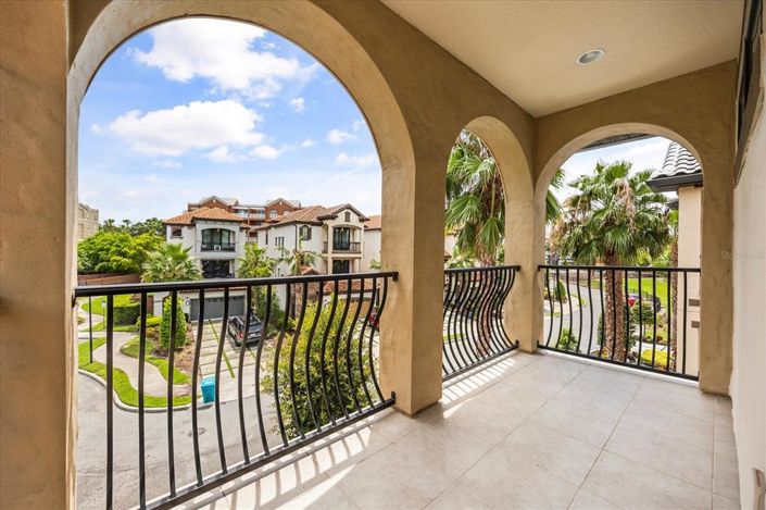 Image No.36-4 Bed Property for sale