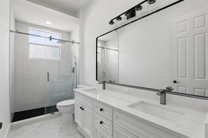 Image No.34-5 Bed Property for sale