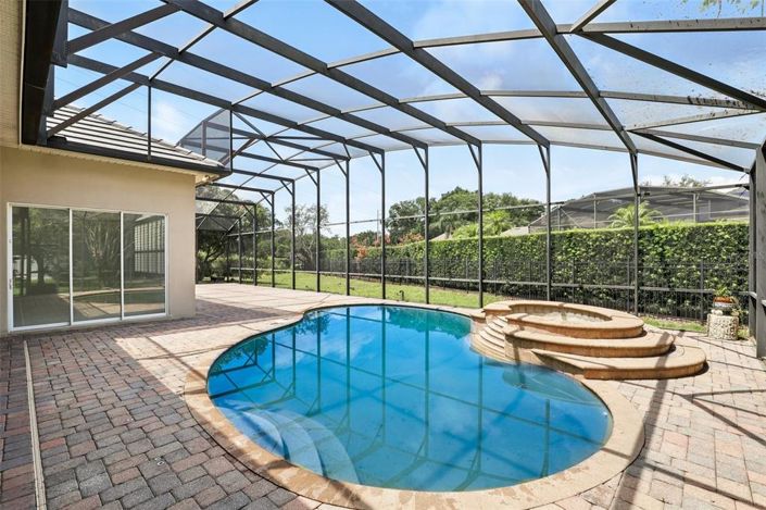 Image No.43-5 Bed Property for sale