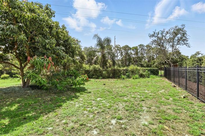 Image No.49-5 Bed Property for sale