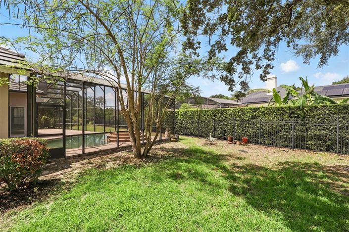 Image No.51-5 Bed Property for sale