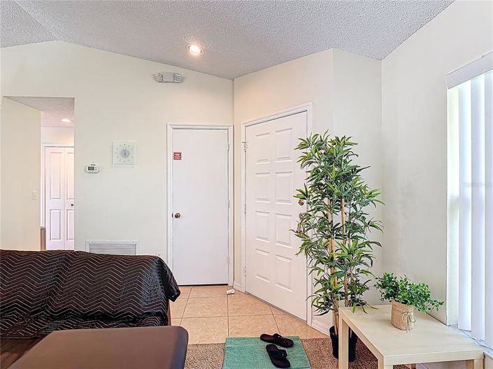 Image No.5-3 Bed Property for sale