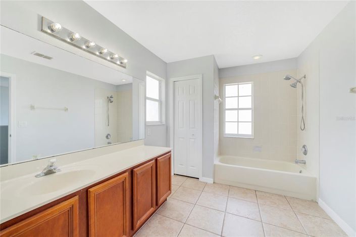 Image No.14-5 Bed Property for sale