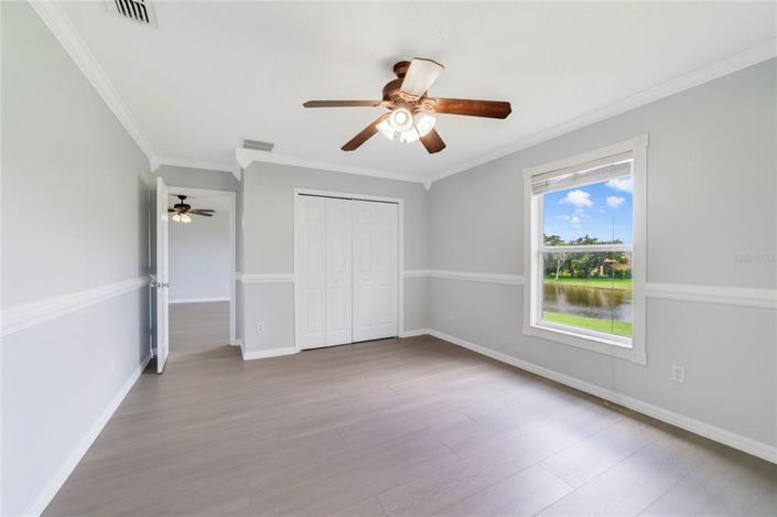 Image No.22-5 Bed Property for sale