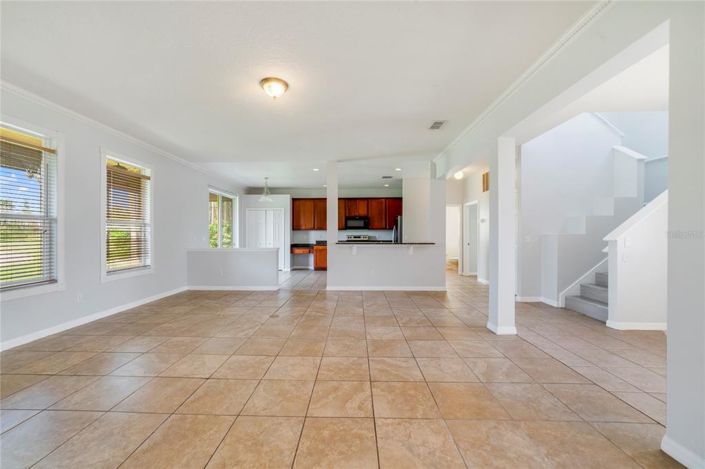 Image No.7-5 Bed Property for sale