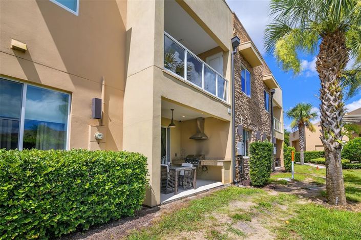 Image No.19-4 Bed Townhouse for sale