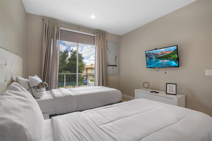 Image No.29-4 Bed Townhouse for sale